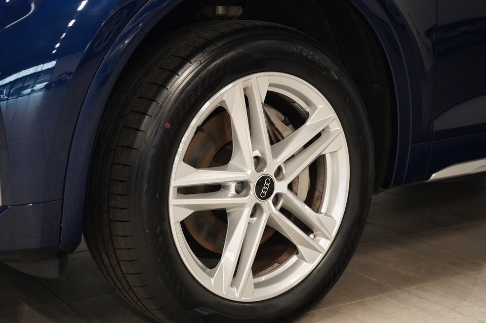 Audi Q5 50 TFSi e S-line quattro S-tr. 5d