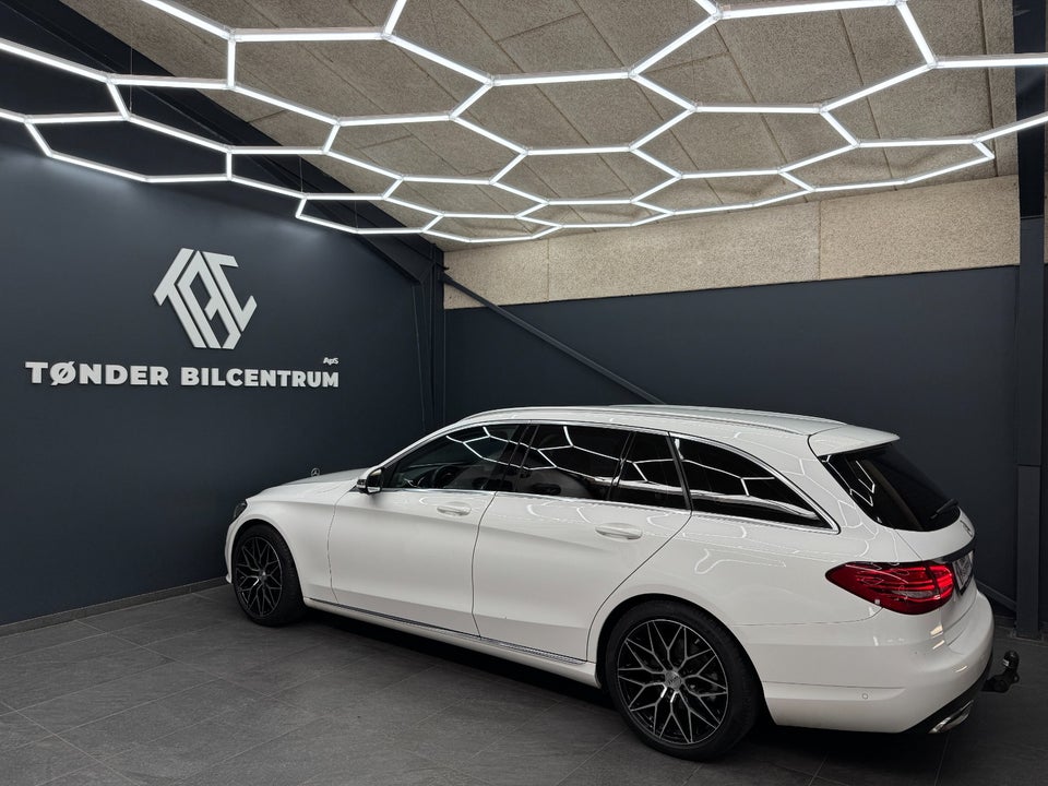 Mercedes C220 d 2,0 Advantage stc. aut. 5d