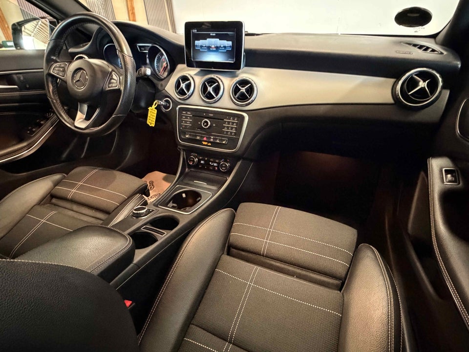 Mercedes GLA220 d 2,2 aut. Van 5d