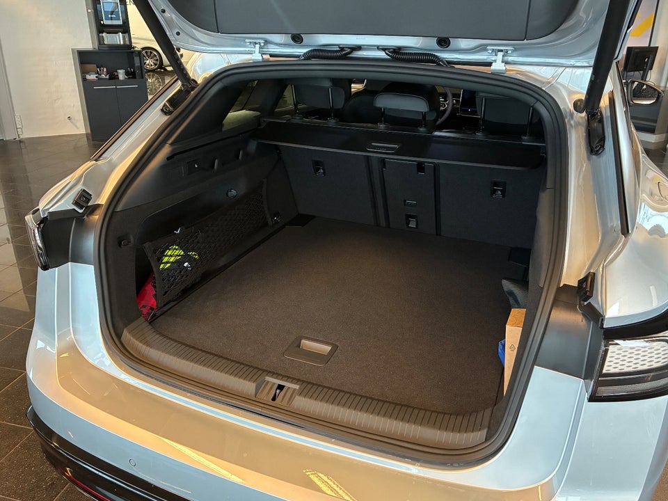 VW ID.7 77 Pro Tourer 5d