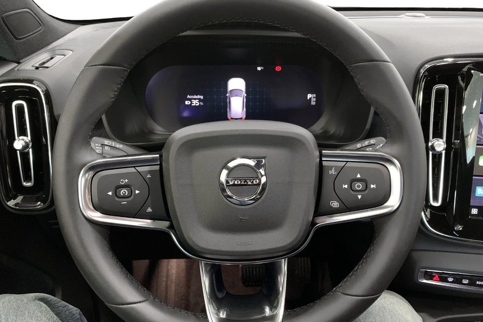 Volvo XC40 P8 ReCharge Twin Plus 5d