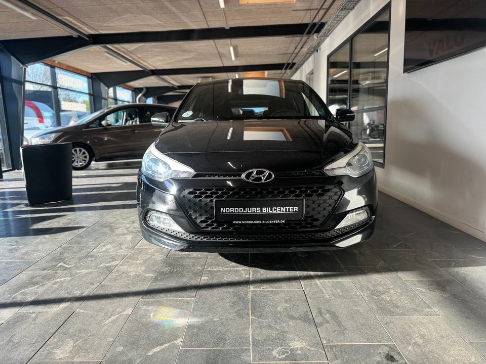 Hyundai i20 1,25 EM-Edition 5d