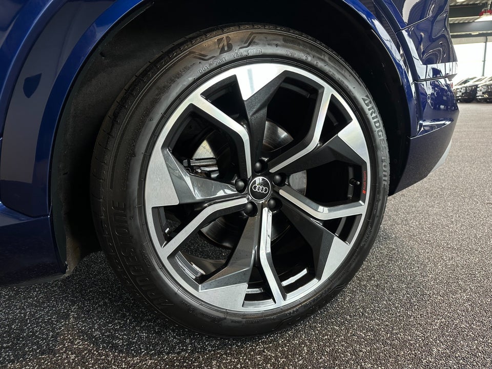 Audi e-tron S Sportback quattro 5d