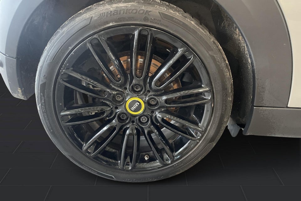 MINI Cooper SE Maximise 3d