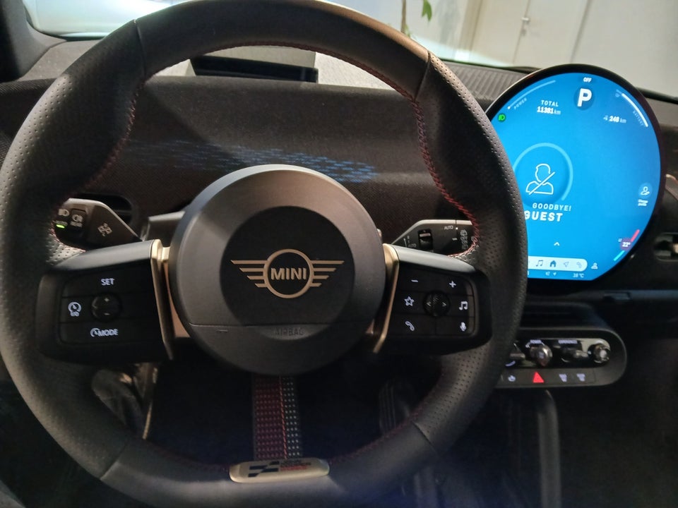 MINI Cooper SE JCW Trim M 3d