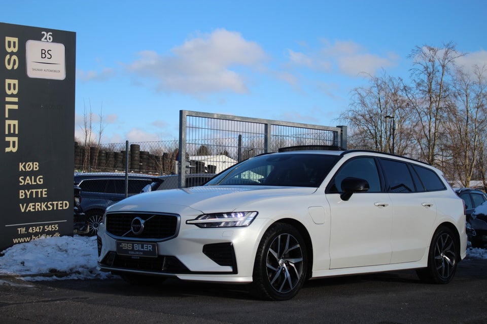 Volvo V60 2,0 T8 ReCharge R-Design aut. AWD 5d