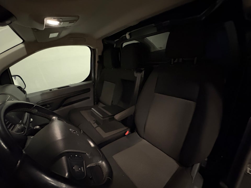 Peugeot Expert 2,0 BlueHDi 144 L3 Premium EAT8 Van