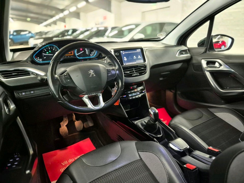 Peugeot 2008 1,5 BlueHDi 100 Prestige Sky 5d