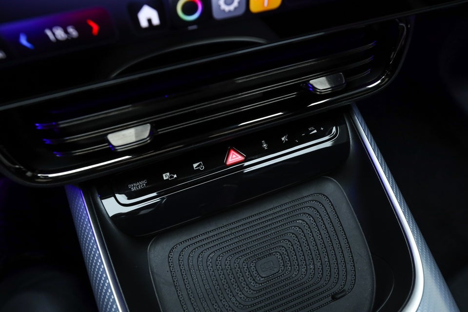 Mercedes CLA250+ EQ AMG Advance Plus 4d