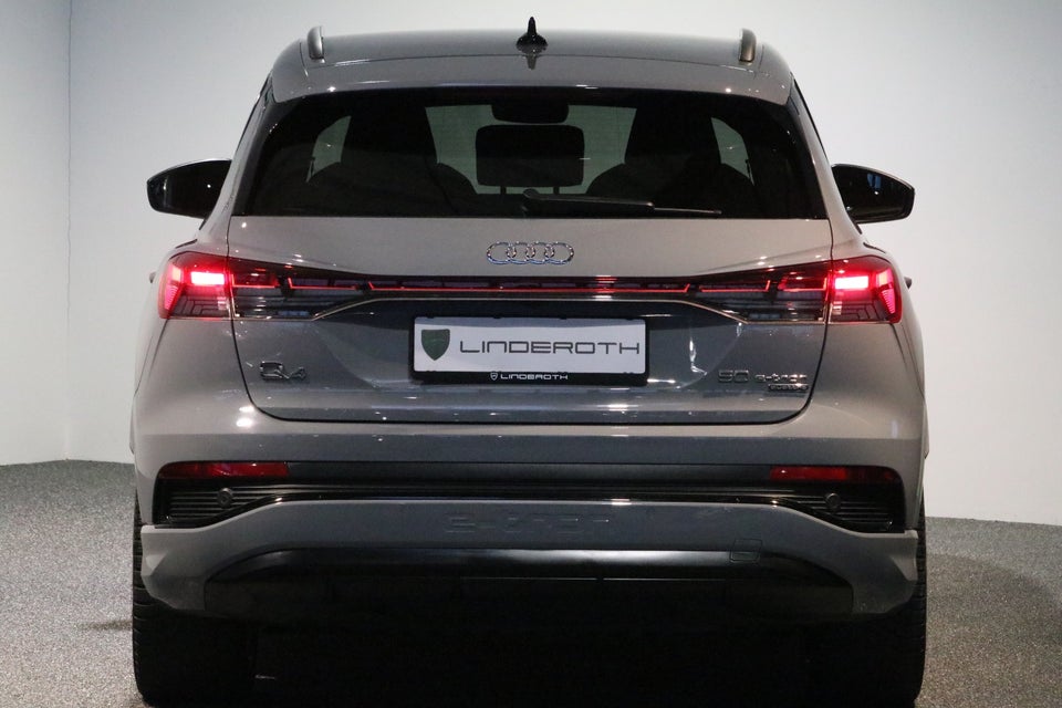 Audi Q4 e-tron 50 S-line quattro 5d