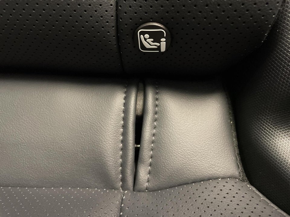 Ford Mustang Mach-E 98 Premium Extended Range AWD 5d