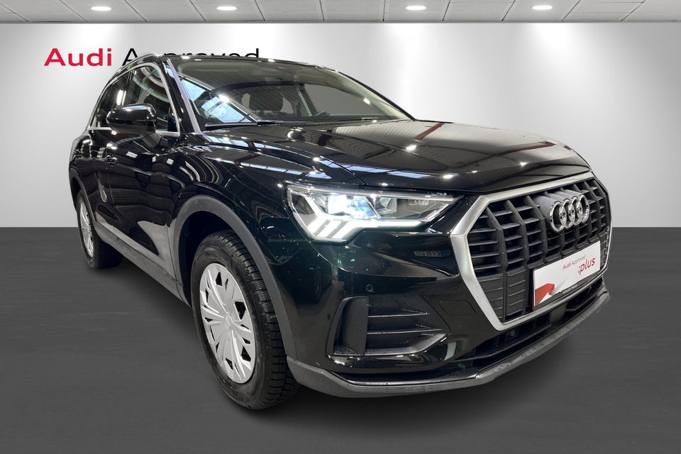 Audi Q3 45 TFSi e Attitude plus S-tr. 5d