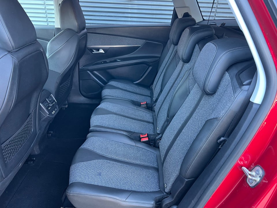 Peugeot 5008 1,5 BlueHDi 130 Allure EAT8 7prs 5d