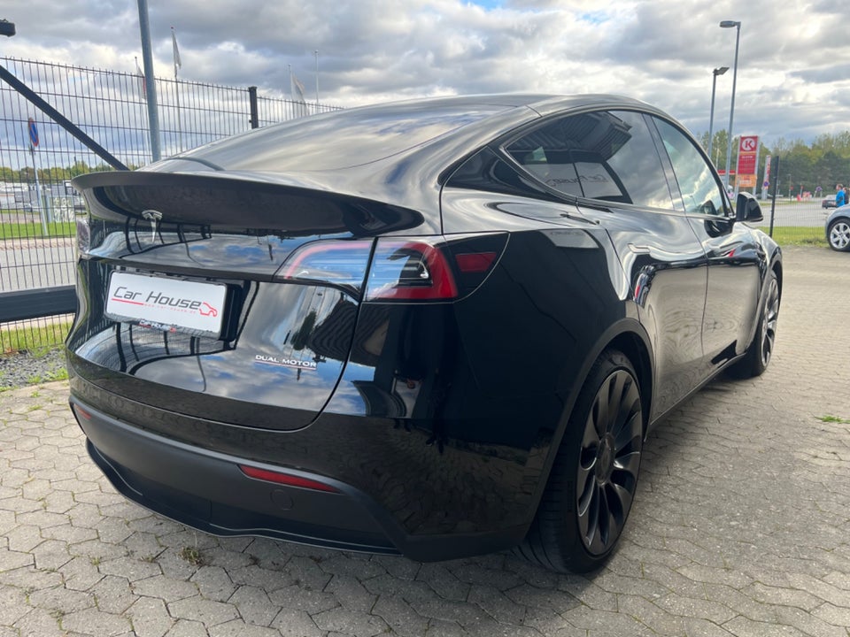 Tesla Model Y Performance AWD 5d