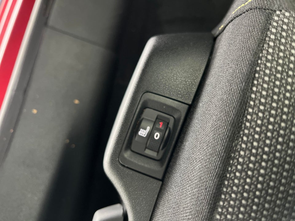 Citroën C3 1,2 PureTech 83 Shine Sport 5d