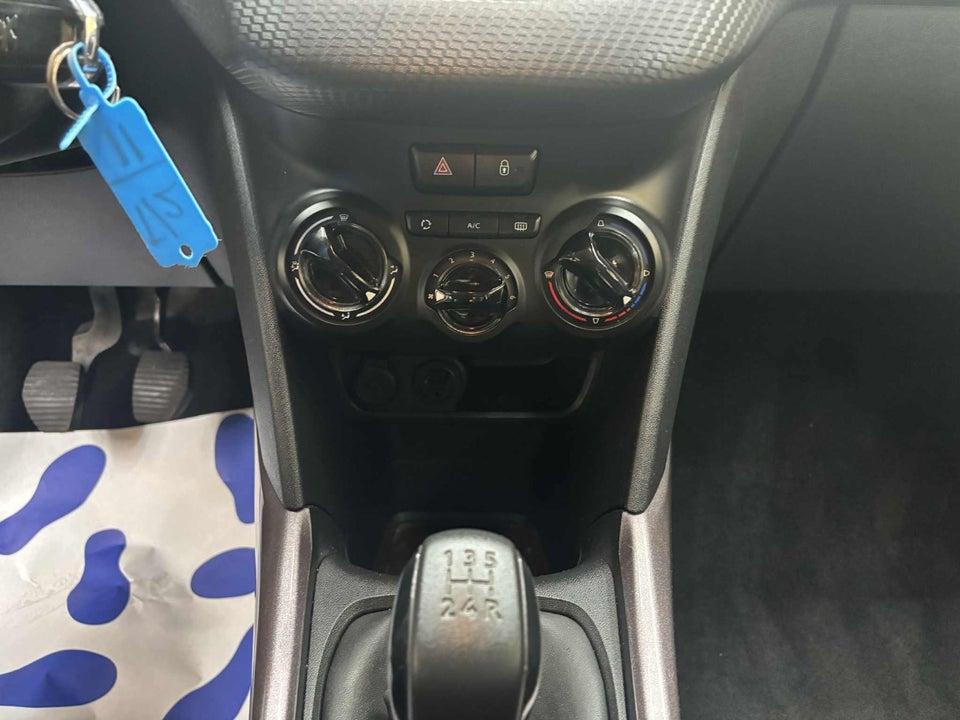 Peugeot 2008 1,2 VTi 82 Access 5d