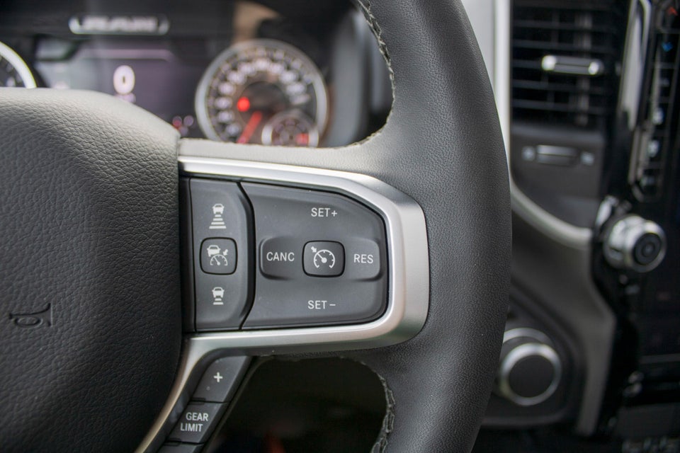 Dodge RAM 1500 3,0 Big Horn Night aut. 4d