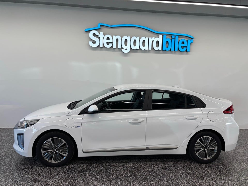 Hyundai Ioniq 1,6 PHEV Trend DCT 5d
