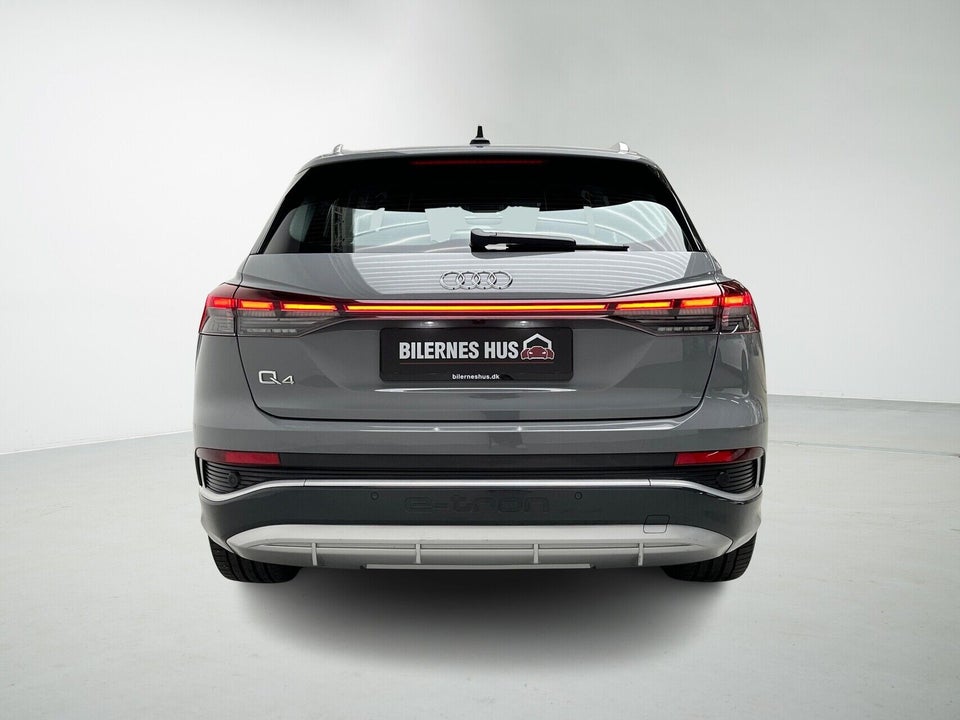 Audi Q4 e-tron 45 S-line 5d