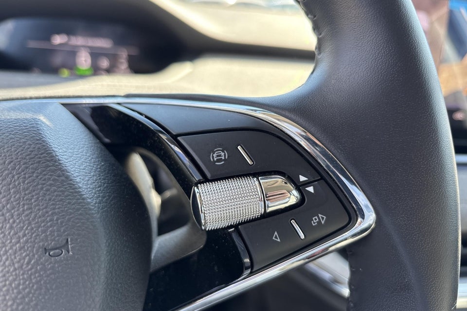 Skoda Enyaq 60 iV Loft 5d