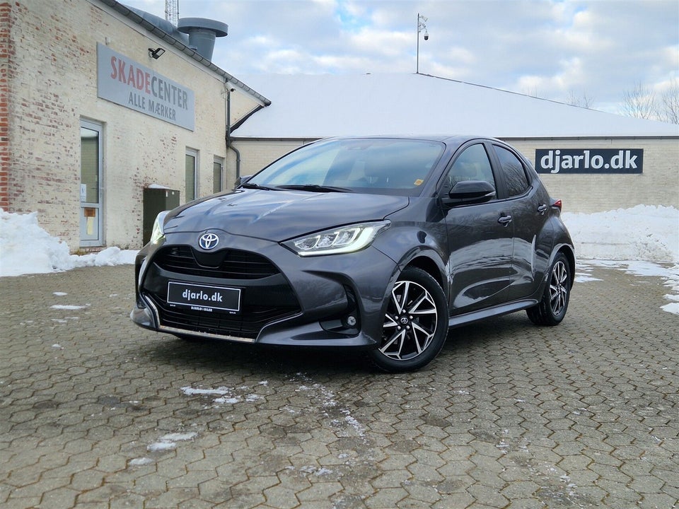 Toyota Yaris 1,5 Hybrid Style e-CVT 5d