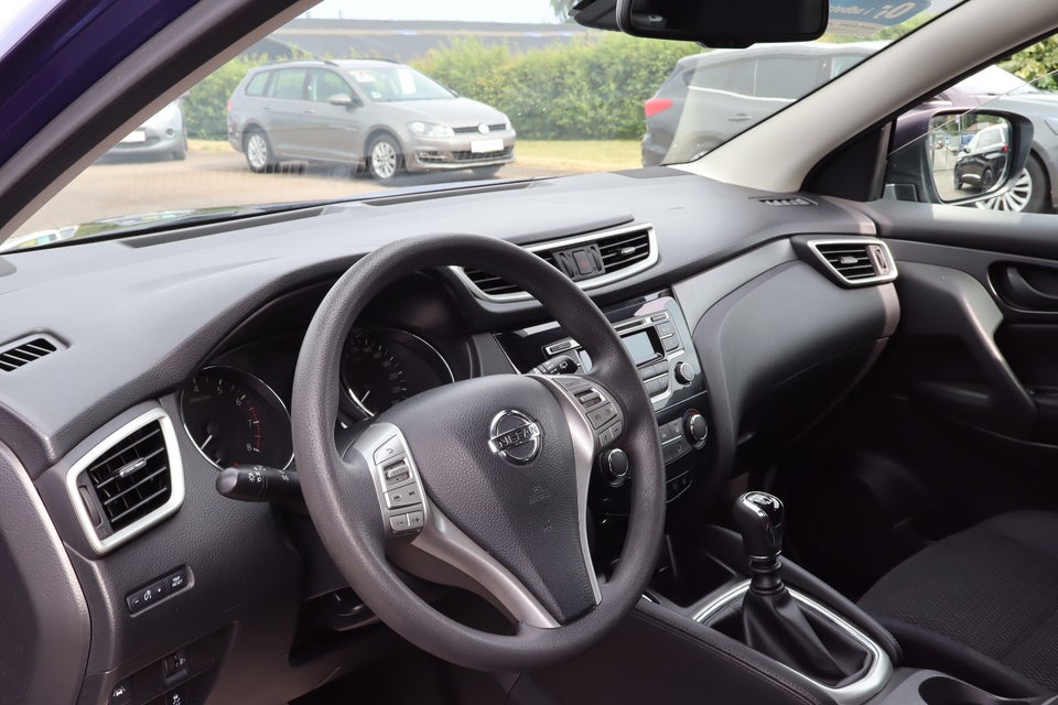 Nissan Qashqai 1,2 Dig-T 115 Tekna 5d