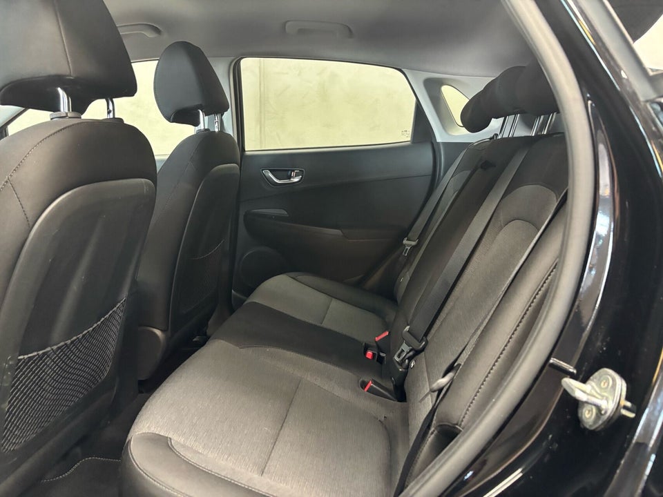Hyundai Kona 64 EV Advanced 5d