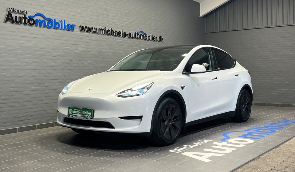 Tesla Model Y RWD 5d