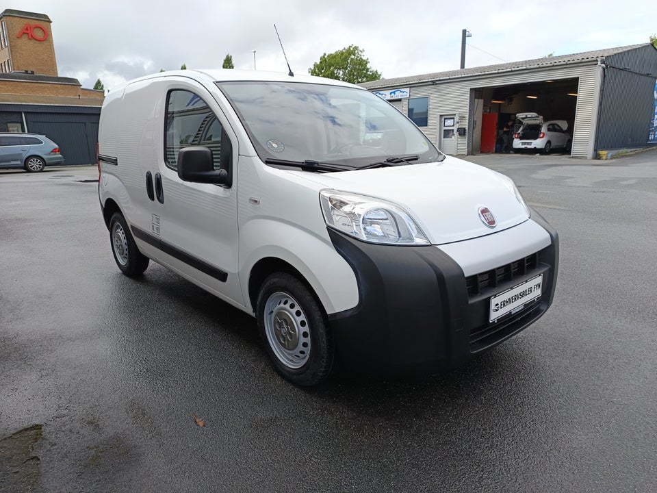 Fiat Fiorino 1,3 MJT 75 Professional MTA Van 5d