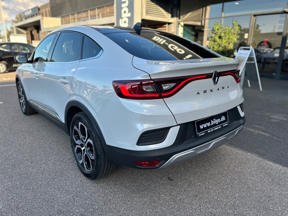 Renault Arkana 1,6 E-Tech Intens 5d