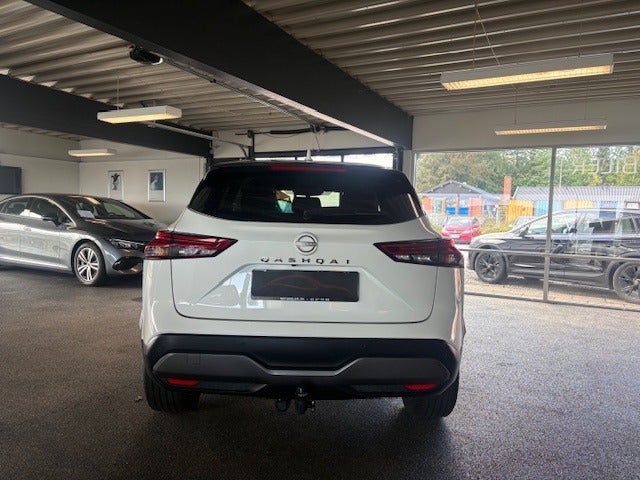 Nissan Qashqai 1,3 mHEV N-Connecta X-tr. 5d