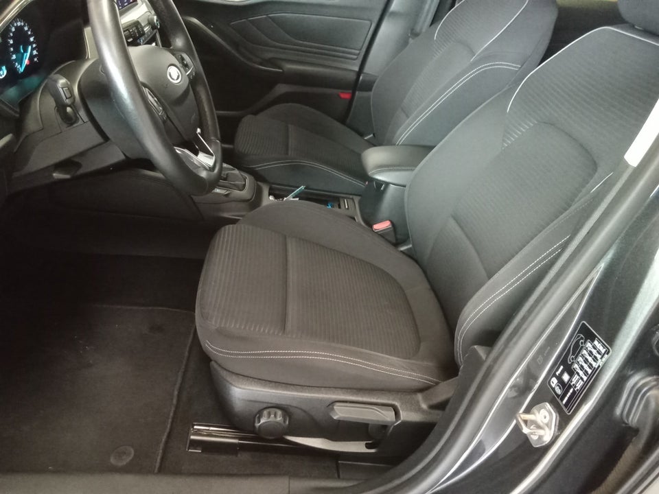 Ford Focus 1,0 EcoBoost Titanium 5d