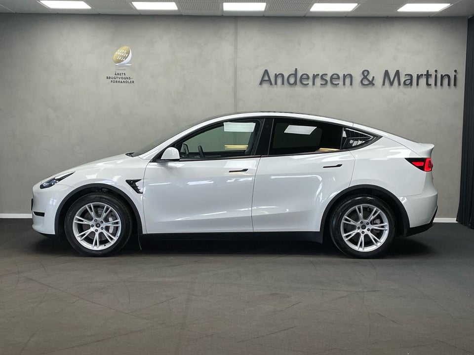 Tesla Model Y Long Range AWD 5d