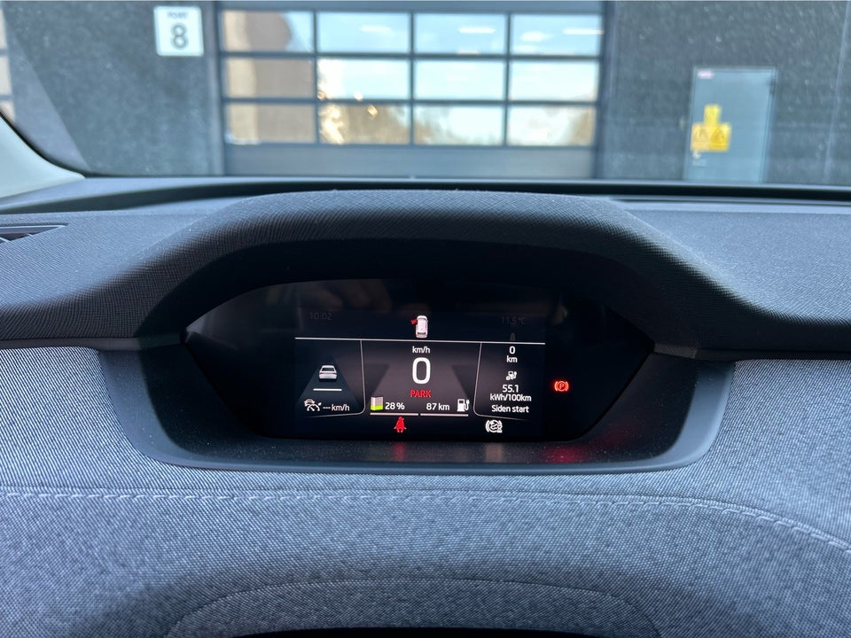 Skoda Enyaq 60 iV Loft 5d