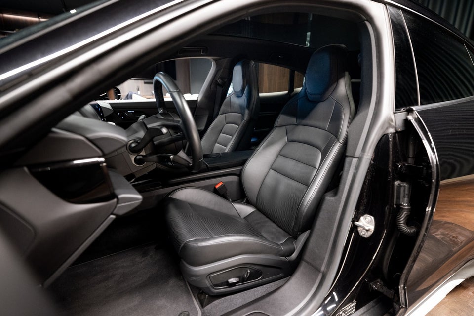 Porsche Taycan 4 Performance+ Cross Turismo 5d