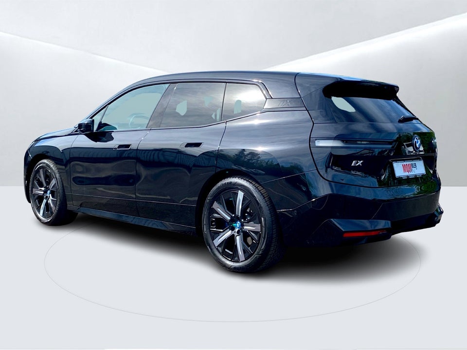 BMW iX xDrive40 M-Sport 5d