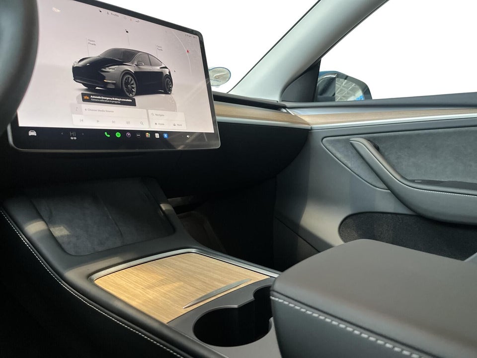 Tesla Model Y RWD 5d