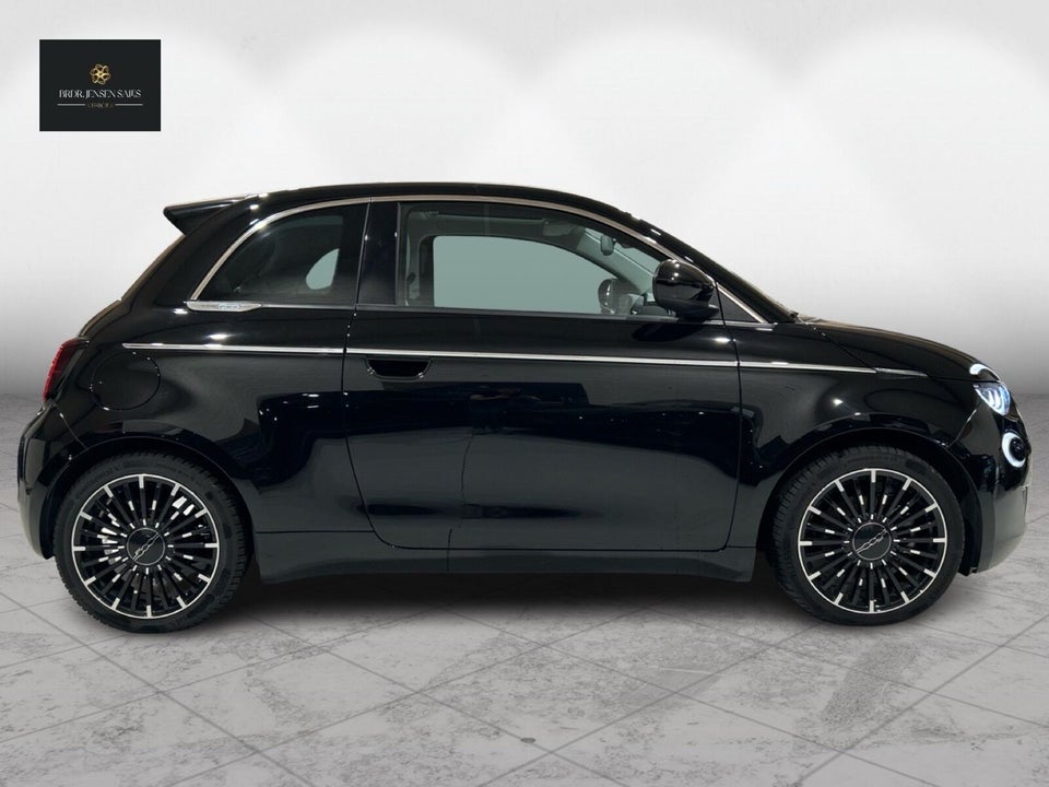 Fiat 500e 42 la Prima by Bocelli 3d