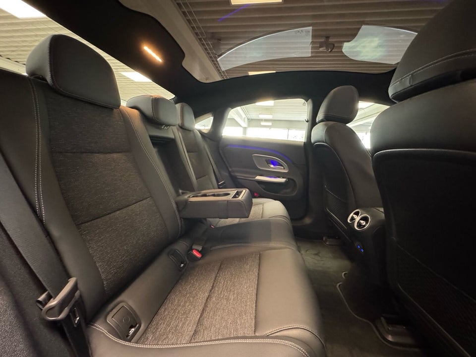 Mercedes CLA250+ electric Progressive Advance Plus 4d