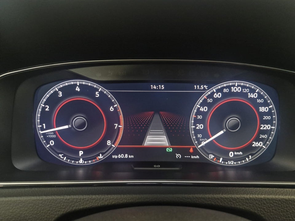 VW Golf VII 1,5 TSi 150 R-line Variant DSG 5d