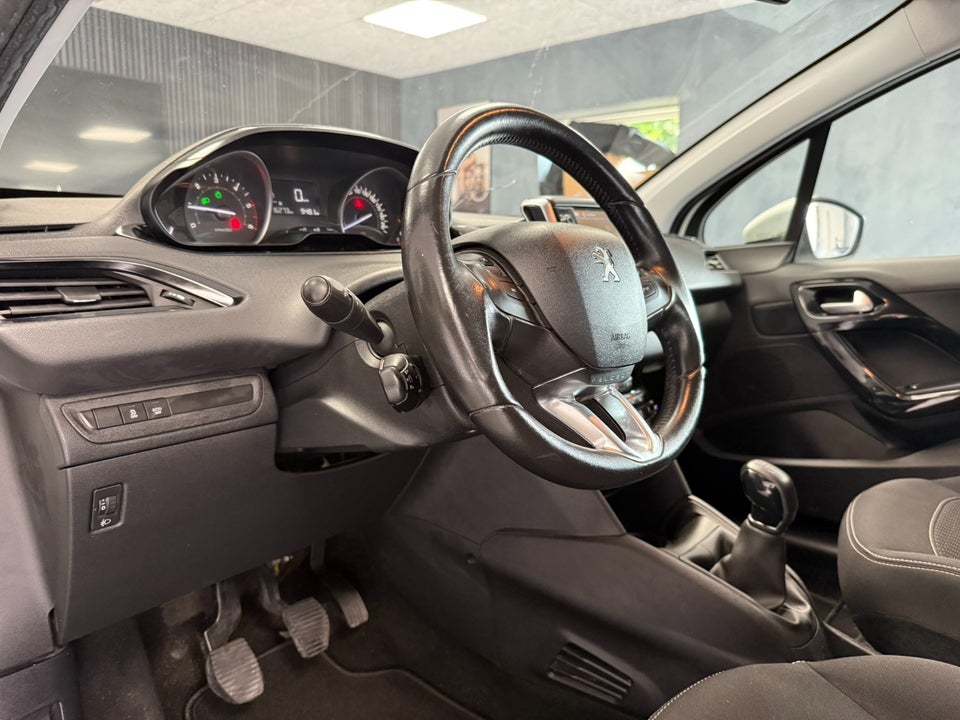 Peugeot 208 1,6 BlueHDi 100 Active 5d