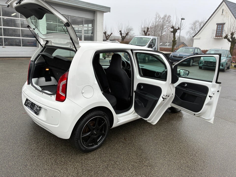 VW Up! 1,0 60 Style Up! BMT 5d