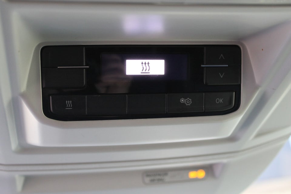 VW Crafter 35 2,0 TDi 140 Kassevogn L3H2