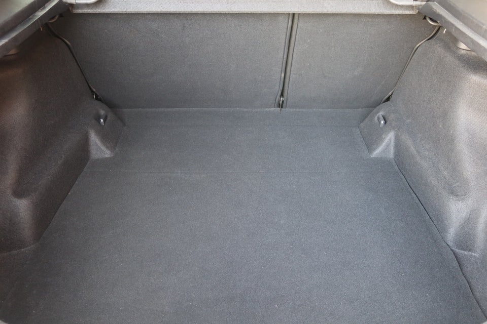 Ford Mondeo 2,0 TDCi 130 Ghia 5d