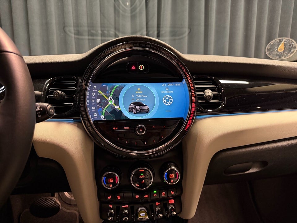 MINI Cooper SE Yours Trim 3d