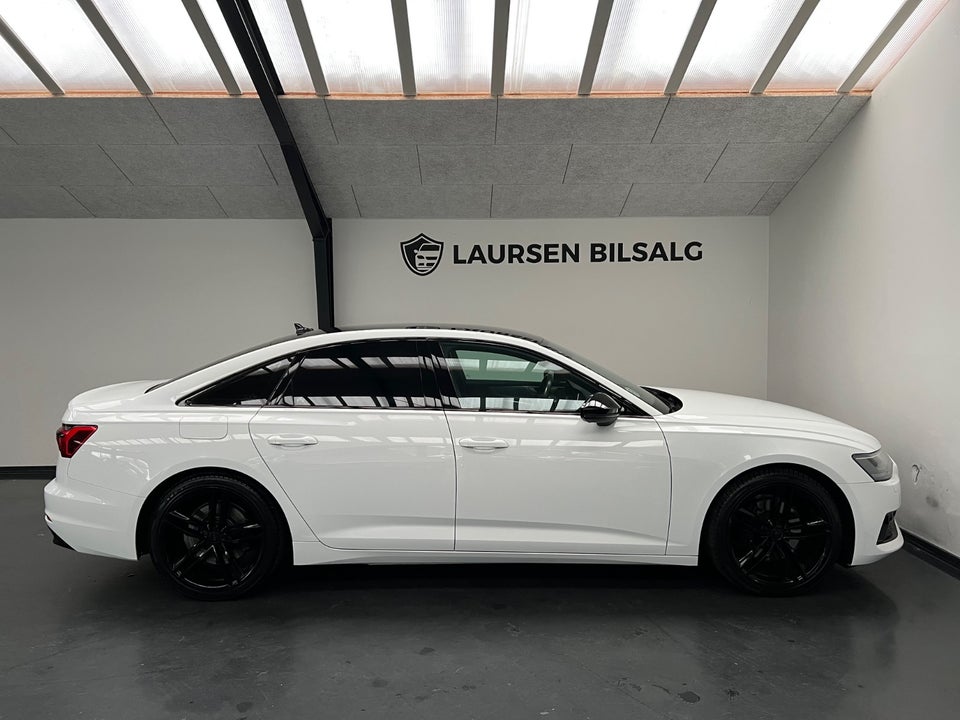 Audi A6 45 TFSi Sport S-tr. 4d