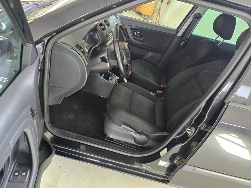 Skoda Fabia 1,6 TDi 105 Ambiente Combi 5d