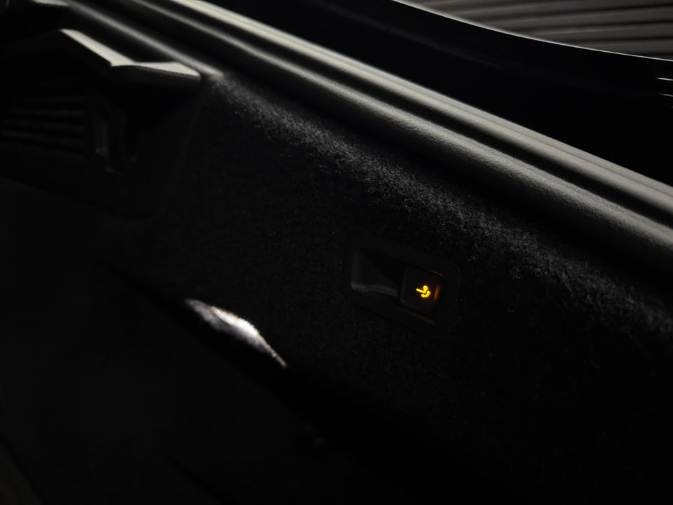 VW Arteon 2,0 TSi 280 R-line DSG 4Motion 4d