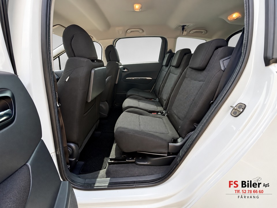 Peugeot 5008 1,6 VTi Comfort+ 5d