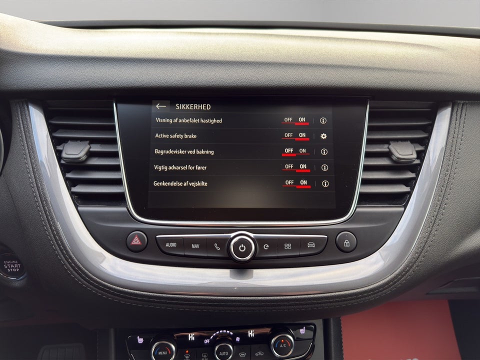 Opel Grandland X 1,6 Hybrid Cosmo Prestige aut. 5d